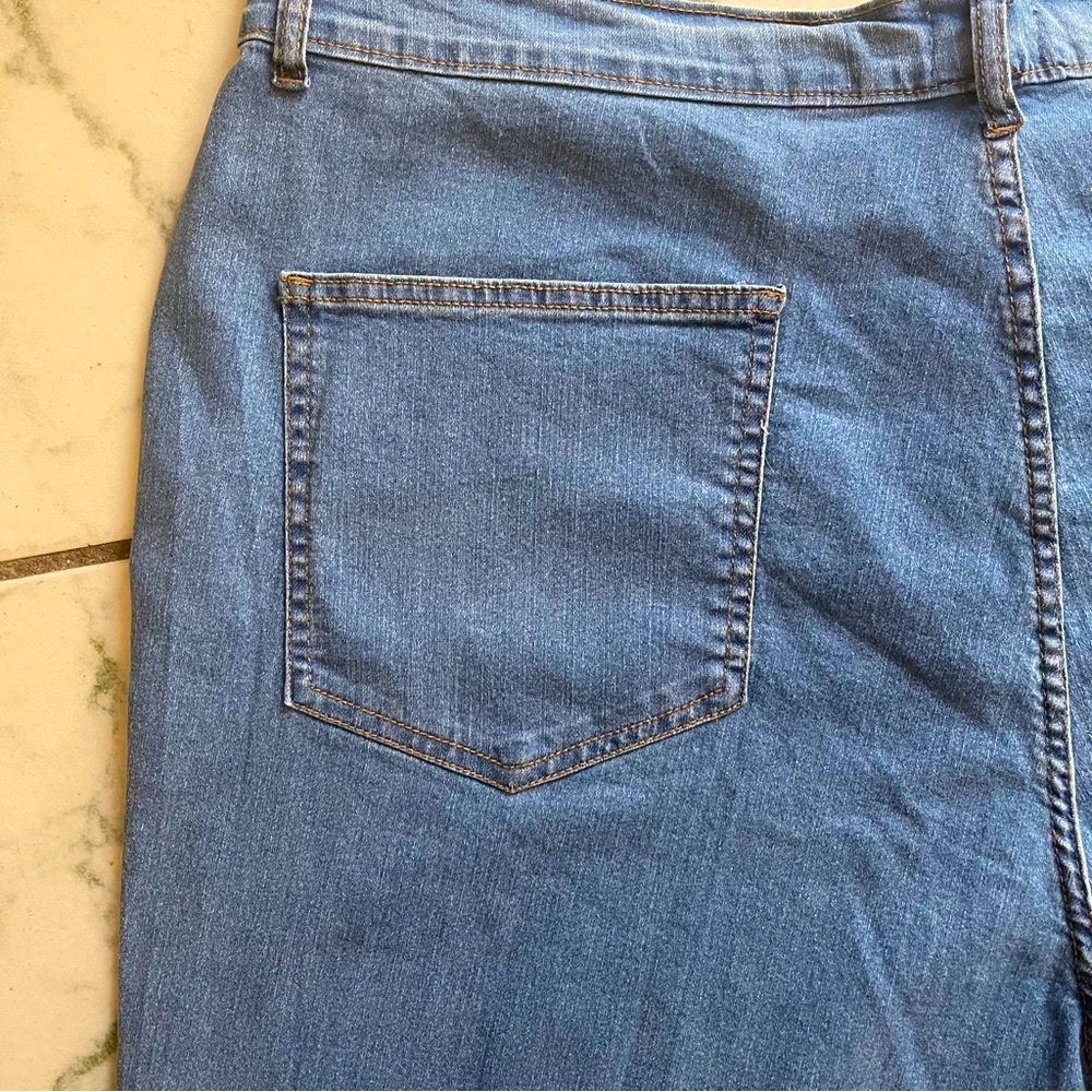 PrettyLittleThing Plus Stretch Jeans High Rise Blue Size  20 Plus Denim Casual - Picture 6 of 7